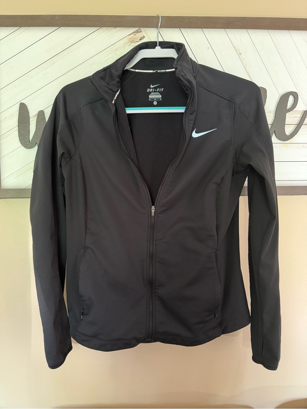 Nike zip up running jacket
